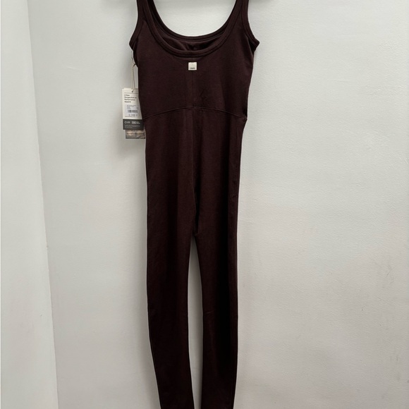 Vuori Halo Essential Jumpsuit in Mahogany Heather size XS - Picture 8 of 14